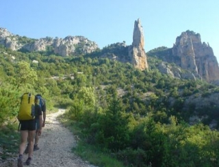 Wandern durch die Berge 